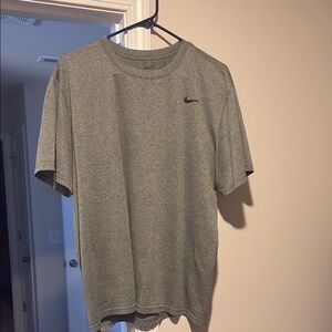 Nike Gray Short Sleeve Tee